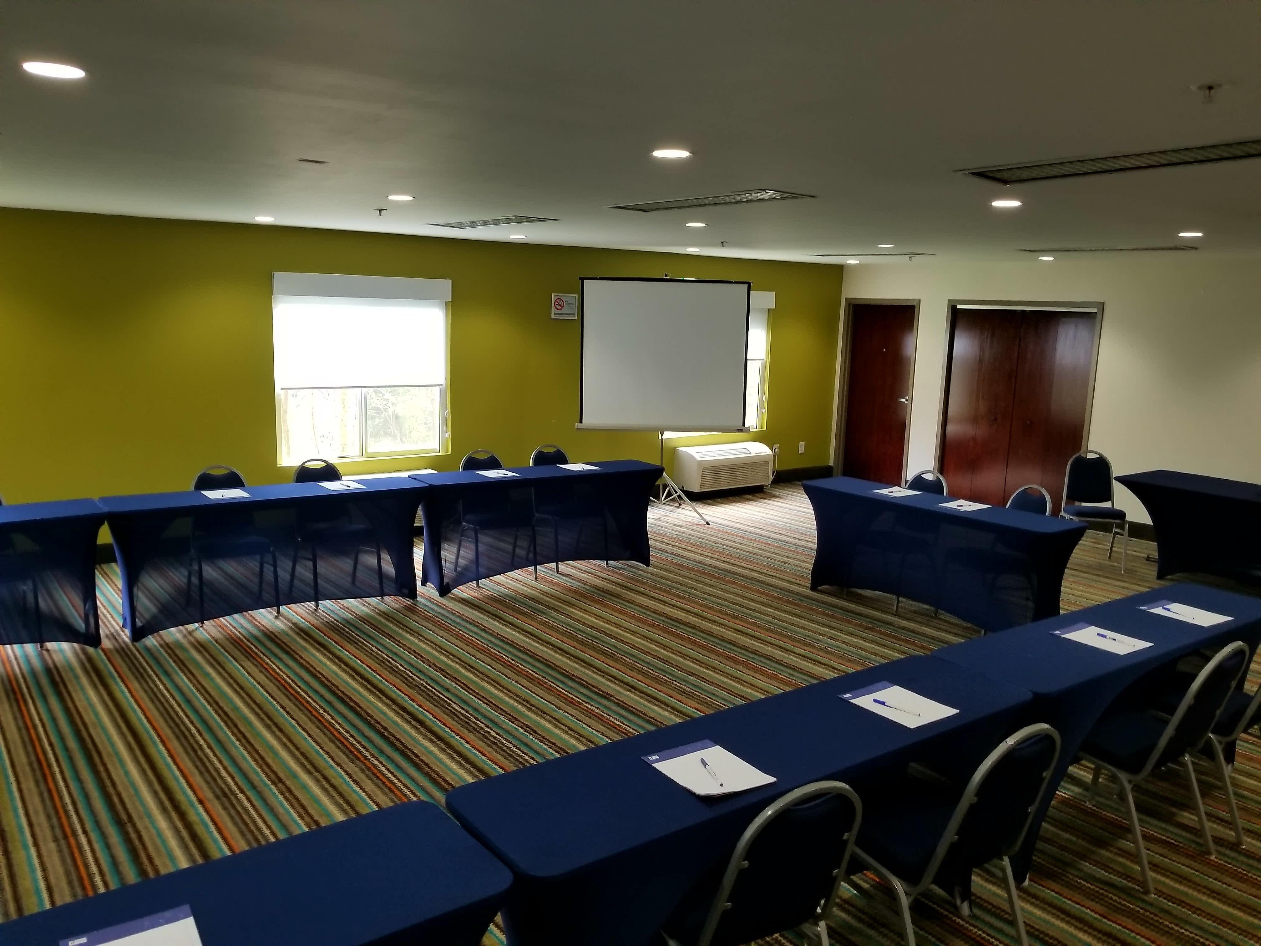 Holiday Inn Express Hotel & Suites Mebane By Ihg Екстер'єр фото