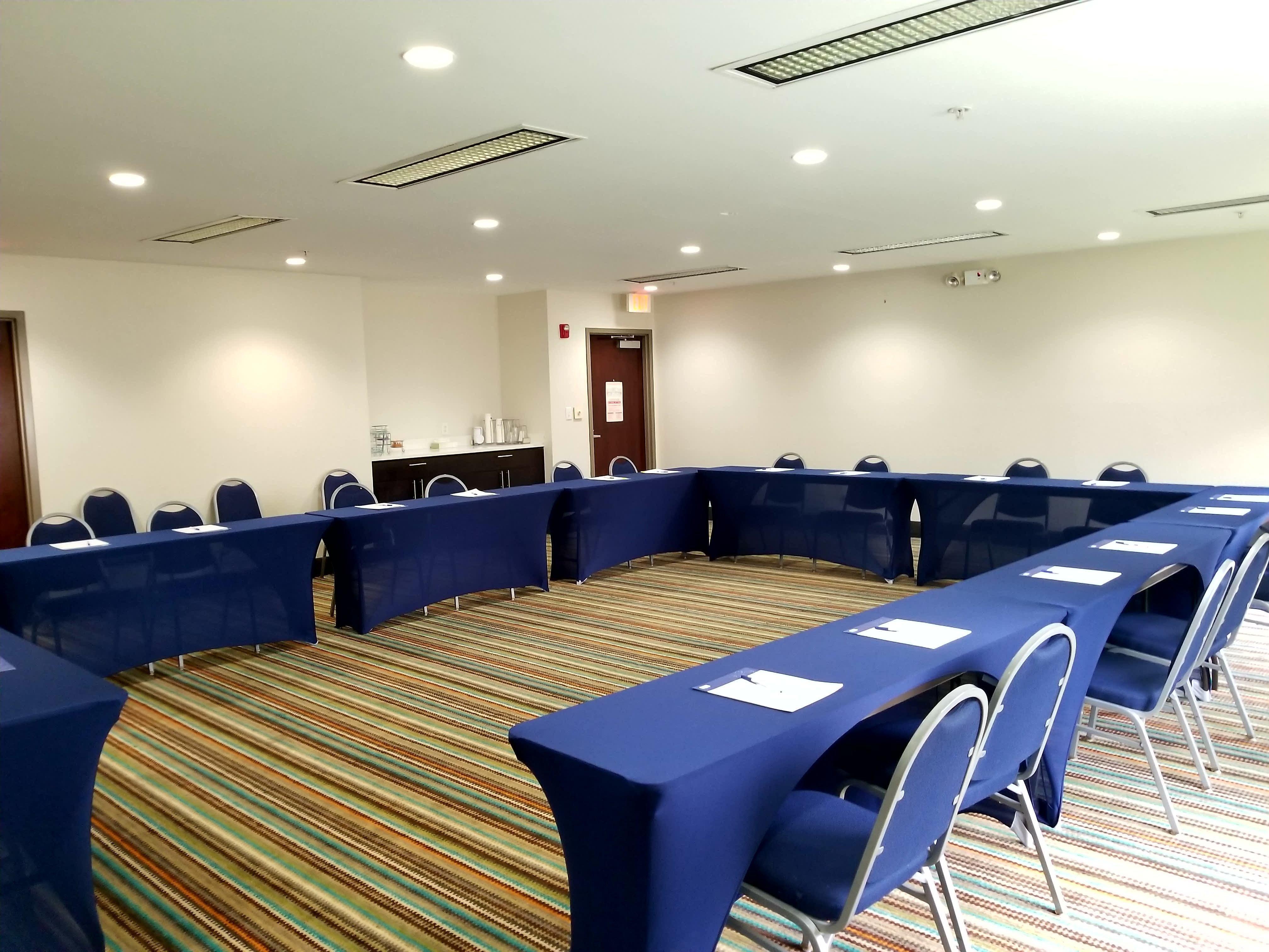 Holiday Inn Express Hotel & Suites Mebane By Ihg Екстер'єр фото